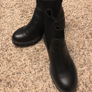 Black Chelsea boots